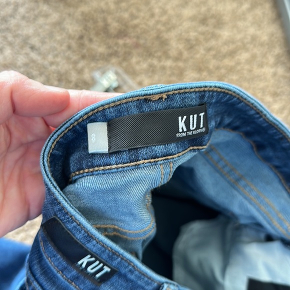 Kut From The Kloth Catherine High Rise Boyfriend Dark Wash Size 8 Distressed - Picture 12 of 12